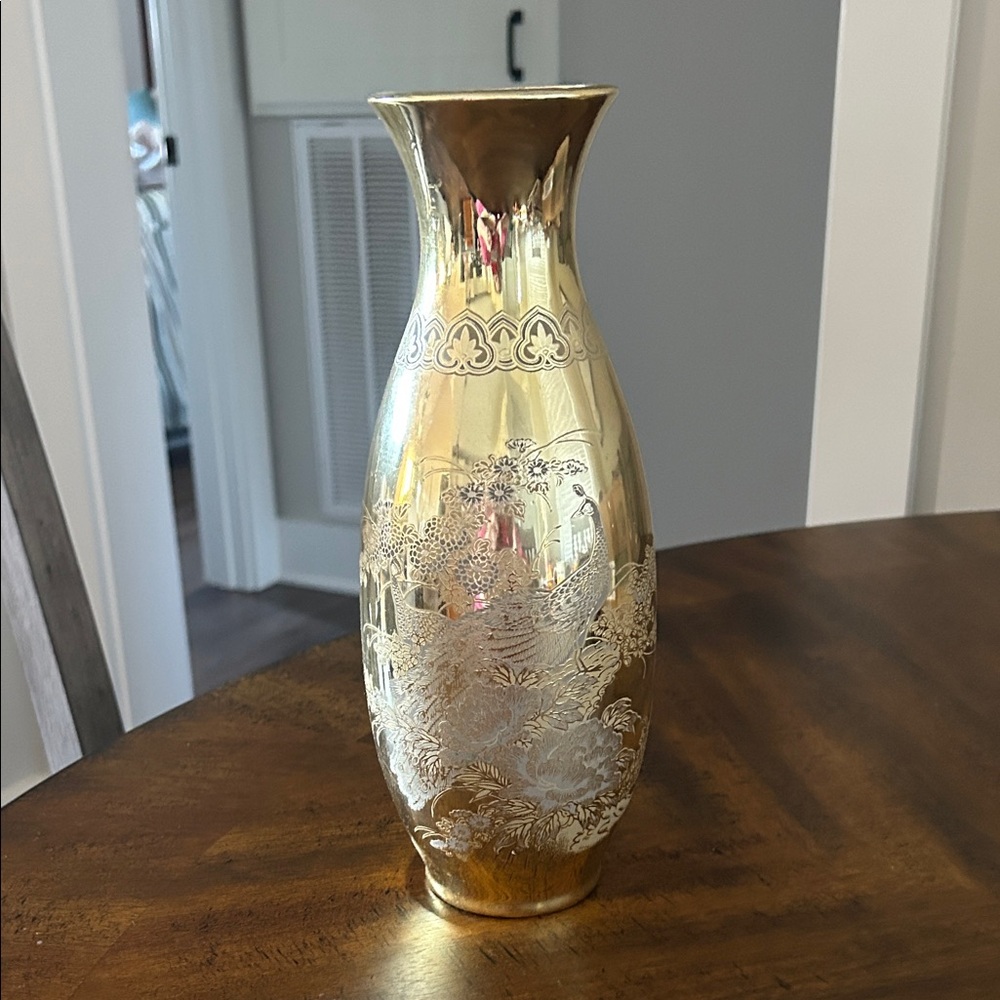 Elegant Gold Vase with Intricate Design